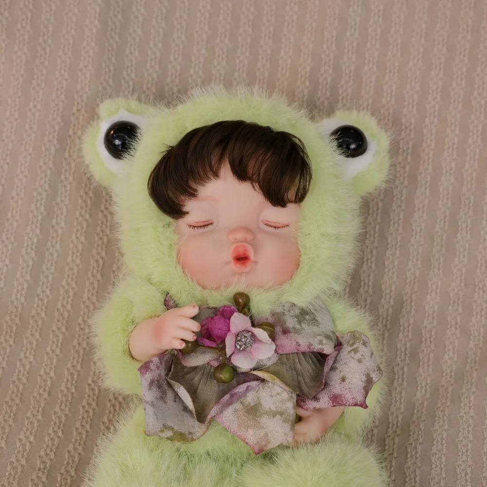 10 Inch Afgewerkte Reborn Babypop Volledige Kawaii Vinyl Meisje Originele Groene Kikker Hoed Levensechte 3D Huid Reborn Voor Kinderen Kerst Speelgoed