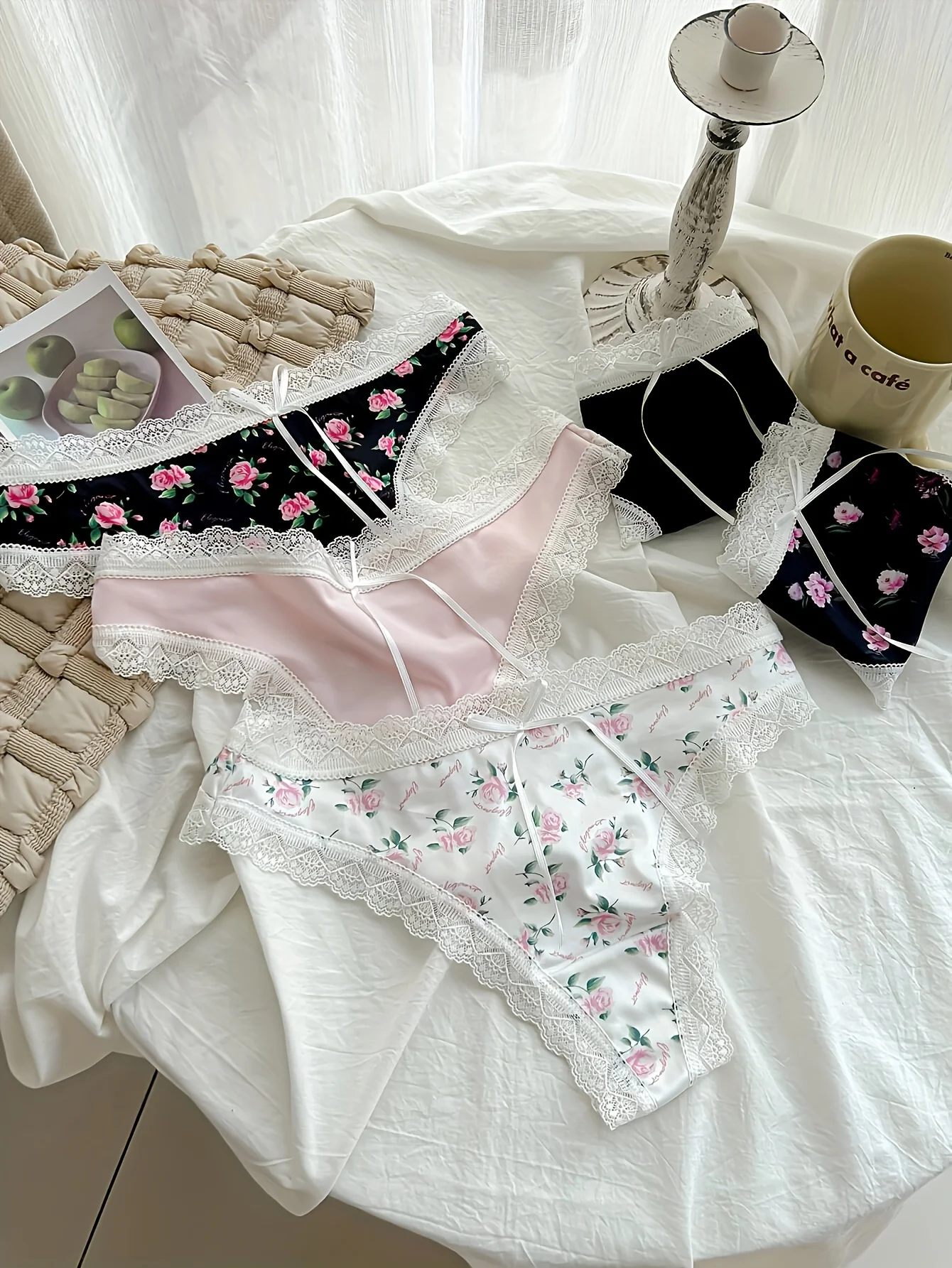 5-teilige Damenunterwäsche aus Spitze mit kleinem Blumendruckmuster in verschiedenen Farben und süßen Schleifen, Innenfutter aus reiner Baumwolle