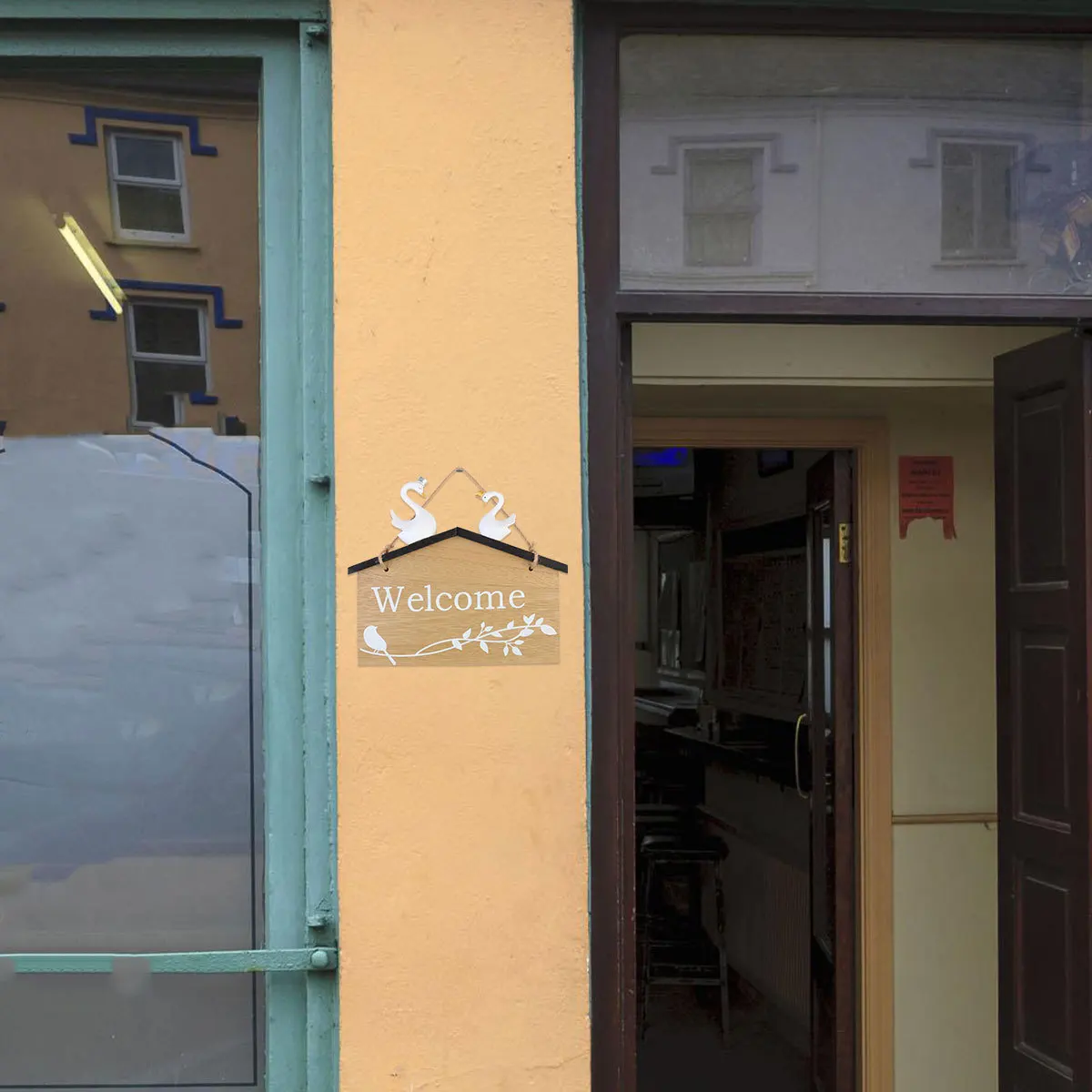 

Welcome Door Sign Wooden Home Decor with White Swans for Front Entrance Wall Hanging Welcome Door Sign Doorplate