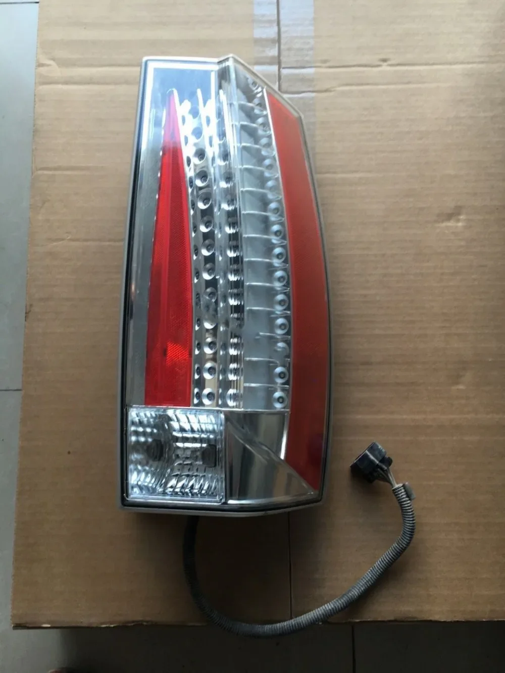 Car LED Tail Light Rear Taillight Brake Driving Reversing Lamp Turn Signal for Cadillac ESCALADE