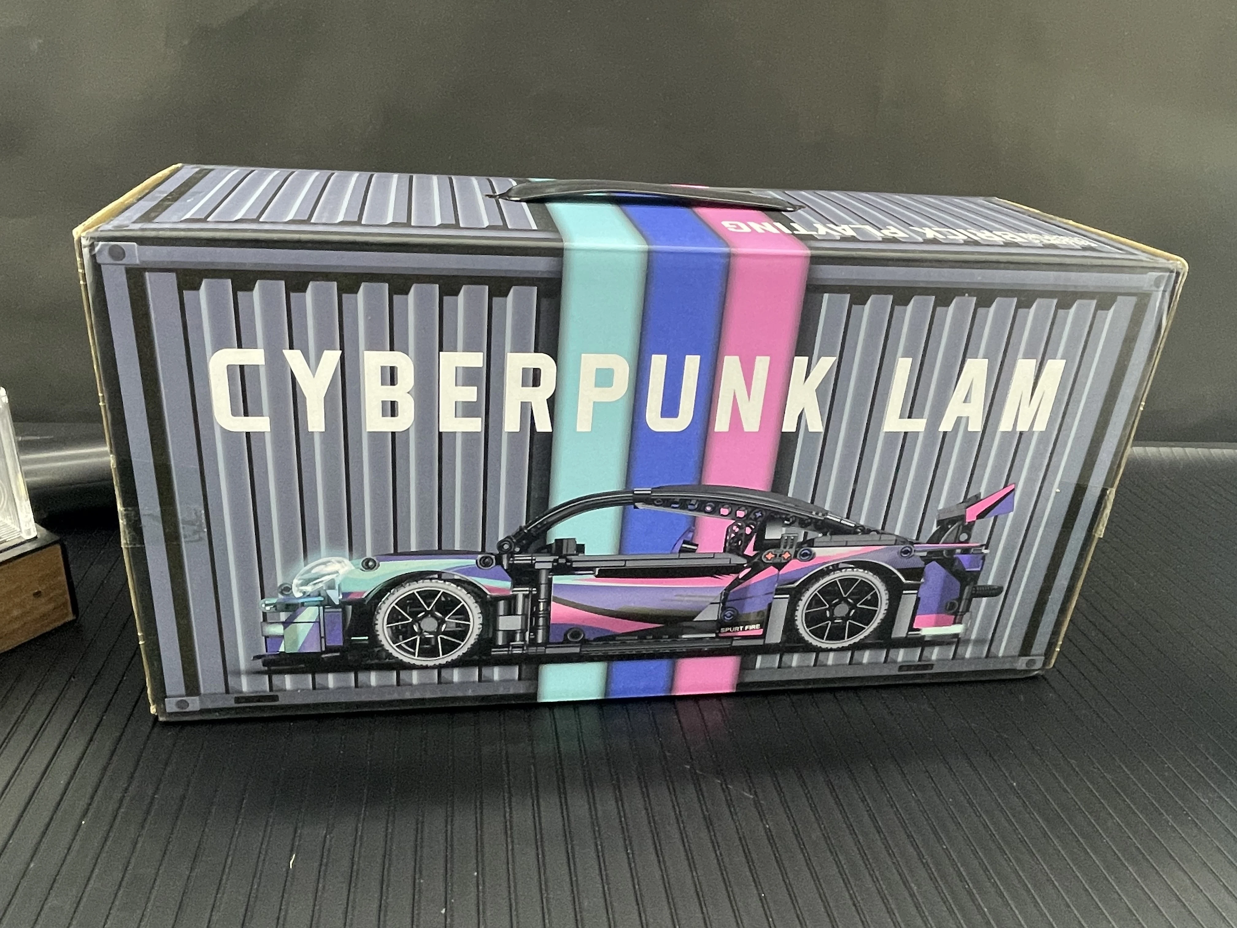 

1:14 static version RSR911 luminous version assembled building blocks sports car 1116 particle model car gift box building block