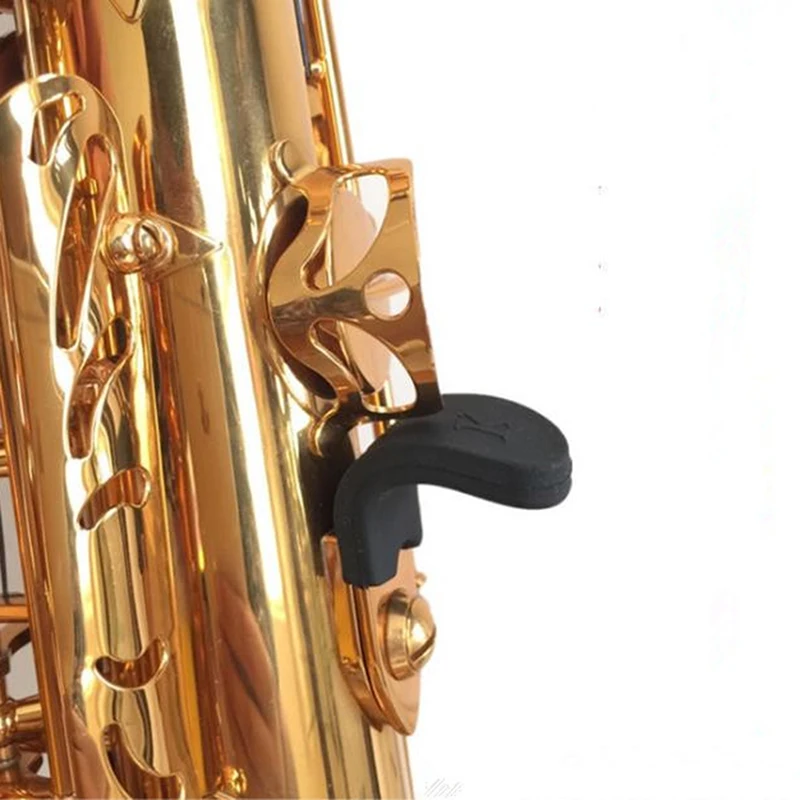 1Pcs Rubber Saxophone Thumb Rest Saver Cushion Pad Finger Protector for Saxophones