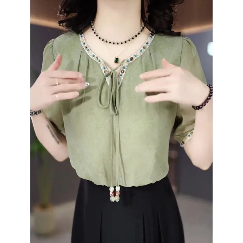 Blusa de gasa verde salvia para mujer, cuello recortado, pajarita, manga corta, elegante top de oficina