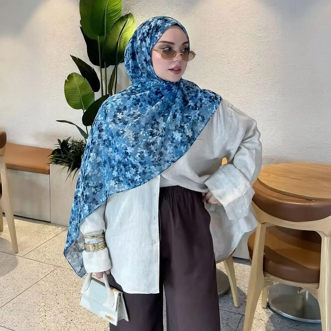 

Модный женский шарф-платок с цветочным принтом, мягкий вискозный длинный палантин, пляжный солнцезащитный мусульманский хиджаб, повязка на голову, тюрбан 180*80 см