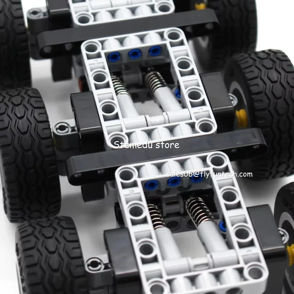 MOC Set di ruote per auto ad alta tecnologia 119 pezzi Building Block Parti tecniche per braccio di sollevamento con perno compatibile con giocattoli in mattoni per rimorchio a 3 assi