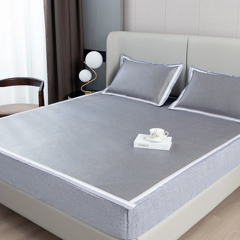 High-end naked sleeping ice silk mat baby available summer three-piece bedroom home