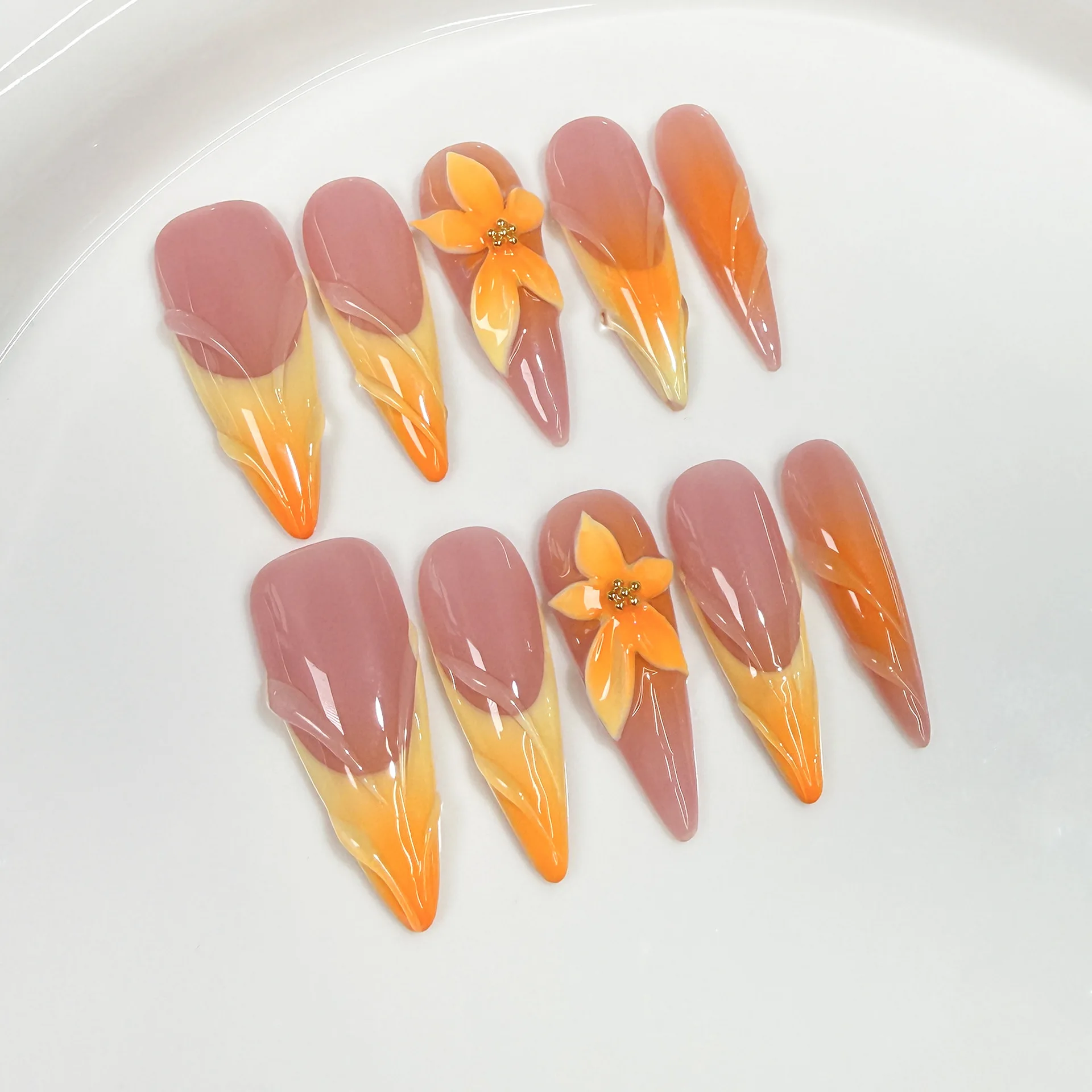 10 Uñas Postizas Retro con Dis - Embroidery Embellishments reseña y precio