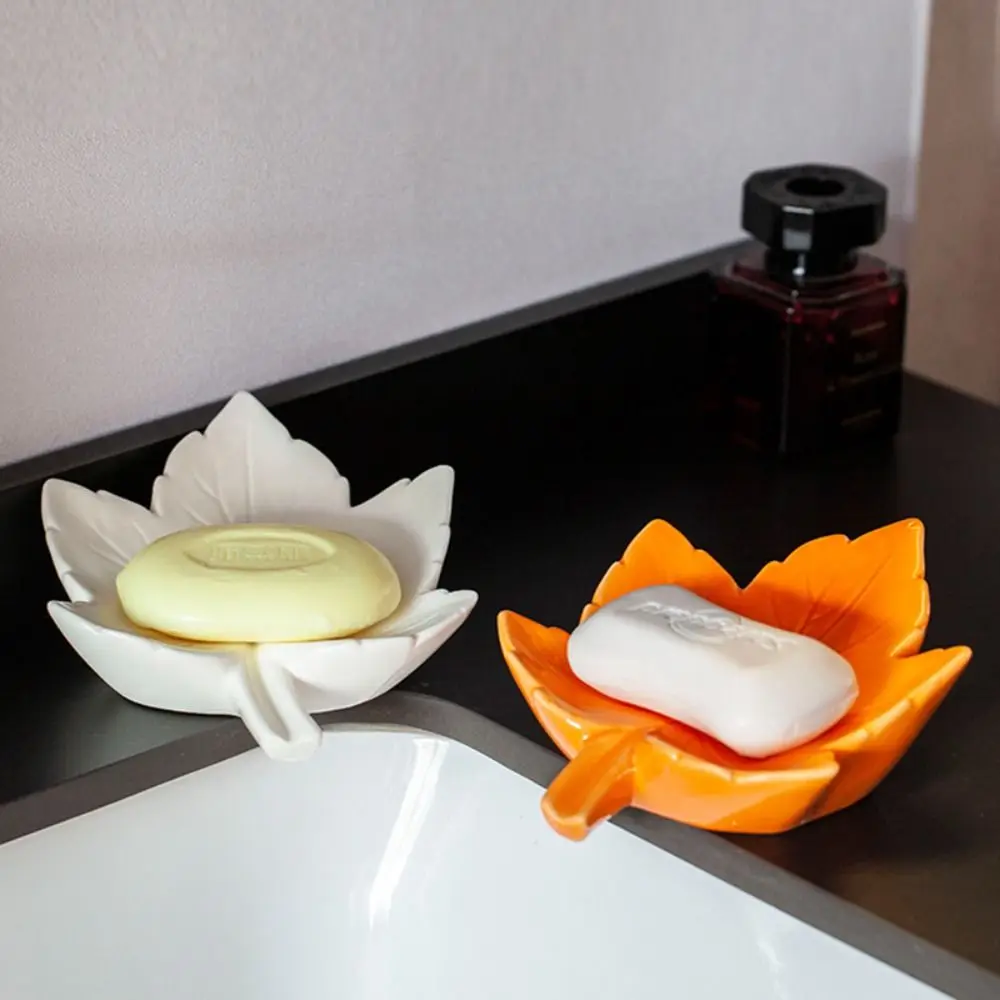 Soap Box Maple Shape Cartoon Soap Dish Drainable Soap Holder Soap Container Soap Dish for Tray Bathroom Accessories