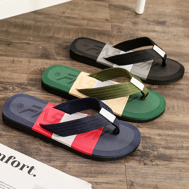 

Летние тапочки, мужские шлепанцы, пляжные сандалии, нескользящая повседневная обувь на плоской подошве, домашняя обувь для мужчин, уличные шлепанцы