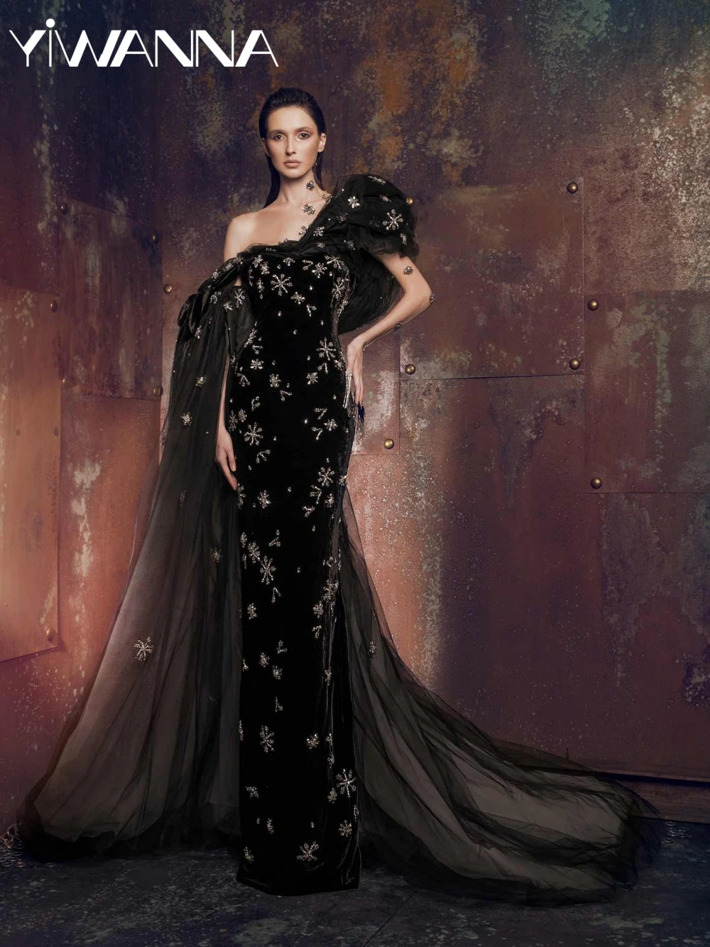 

Shimmering Beaded Velvet Straight Long Evening Dress Elegant Cape Sleeve Wedding Party Gown Customized Stunning Prom Dresses