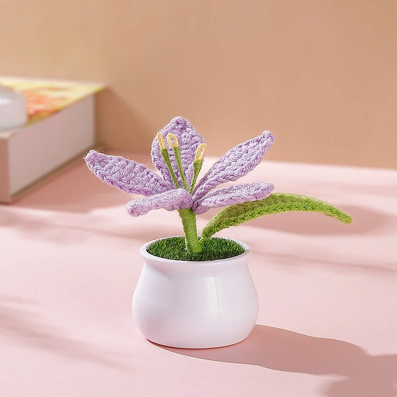 Handmade finished lily potted plant - hand-woven imitation wool flower - birthday gift - tulip potted plant