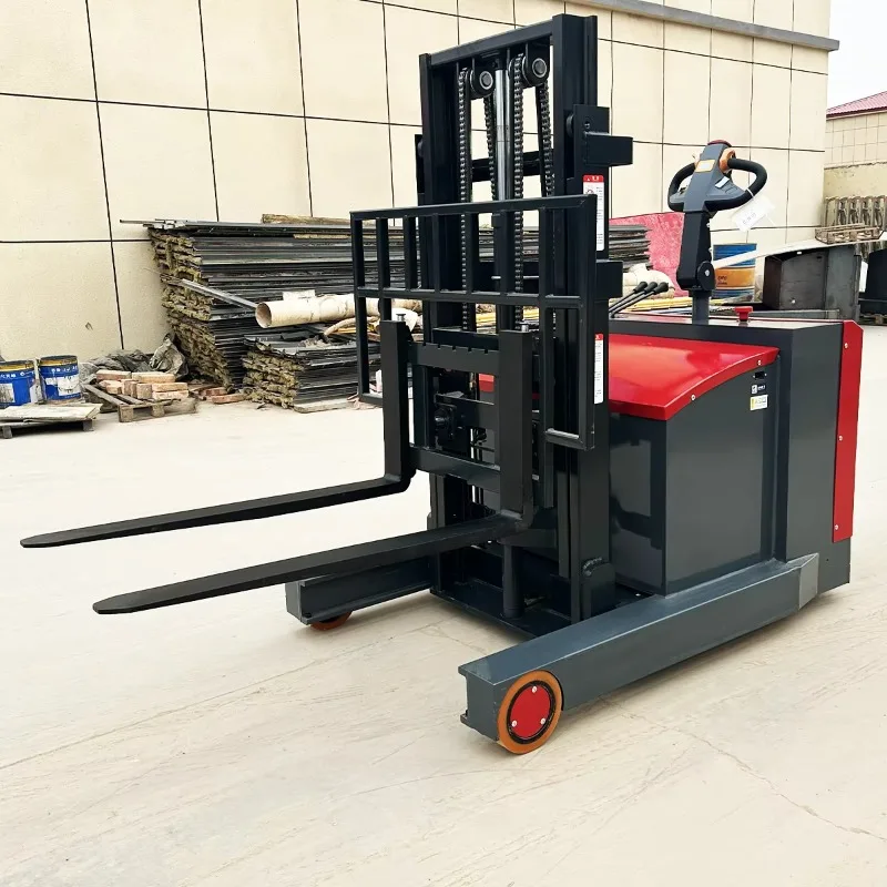 Customized Electric Truck 1.5T 2T Lithium-Ion Battery Smooth Hydraulic Lift Forklift 18 Months Warranty For Warehouse Material
