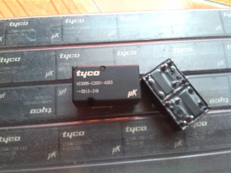 Free shipping  V23086-C2001-A303       10PCS  As shown