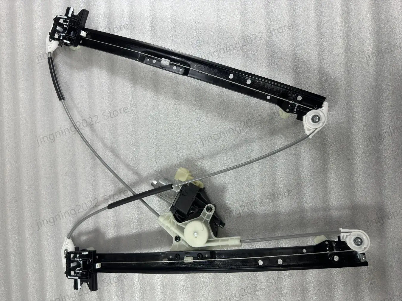 The left front window lifter of the elevator assembly is suitable for Range Rover Administration 2013-2020 LR153950 LR078164