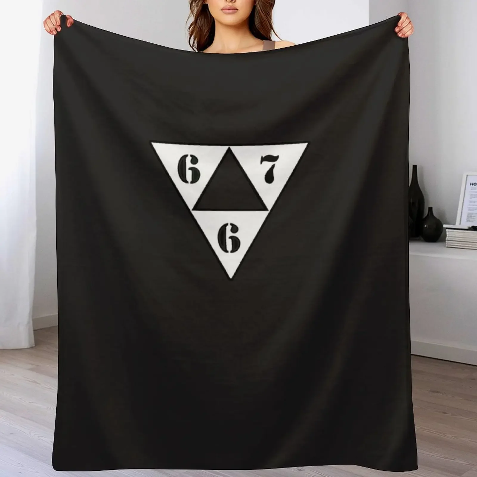 

BEST SELLING - 667 Ekip Essential T-Shirt Throw Blanket Blankets For Baby cosplay anime Decorative Beds Flannels Blankets