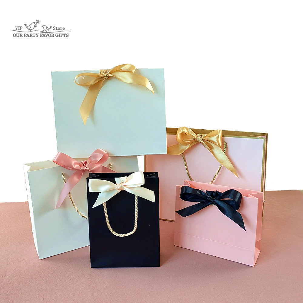 New High Quality Pretty Pink Gift Bag Gift Box Ornament Pajama Book Black Handle With Ribbon Paper Box Bag Kraft Packaging