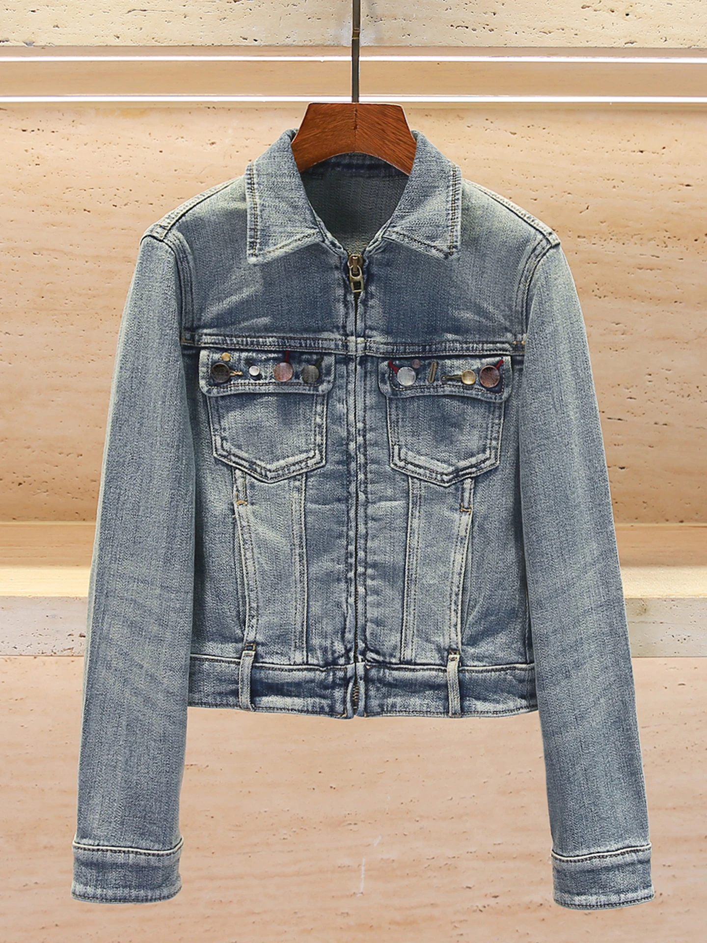 Retro Faded Short Denim Jacket Women's Spring 2026 Fashion Outerwear Standard Fit Zipper Closure round Neck Casual Style