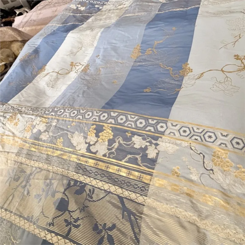 Abito Da Sera Hanfu Da Donna In Tessuto Jacquard Con Filo D'oro Intrecciato, Leggermente Lucido, In Seta.-image