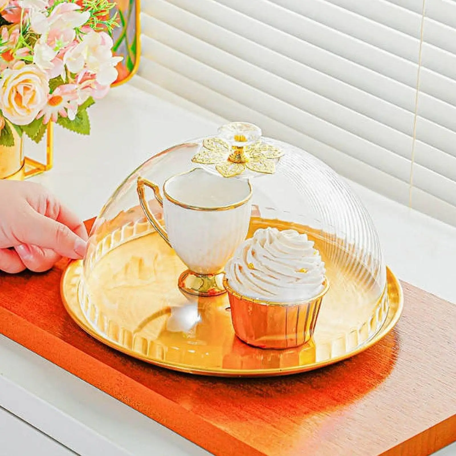 Cake Dome Cover Transparent Pastry Display Cloche Cake Display Food Dome for Birthday Holiday Cake Plate Cake Stand Decoration