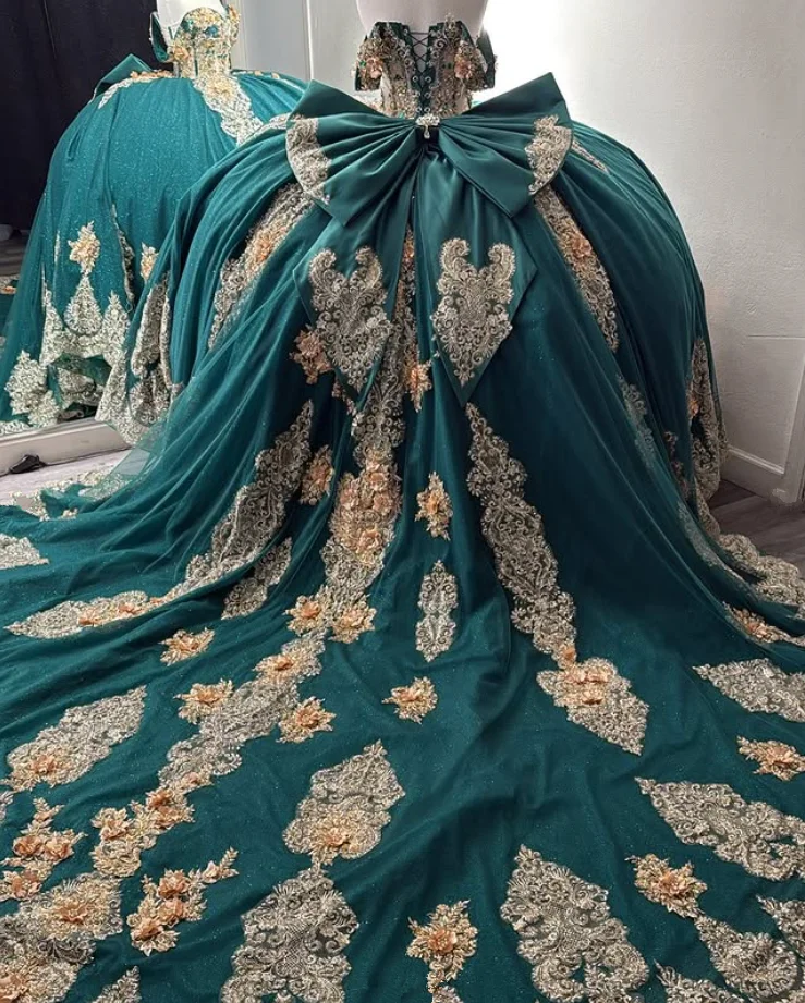 Hunter vert princesse brillant Quinceanera robes épaules dénudées cristal Applique chapelle Train vestidos de xv años personnalisé