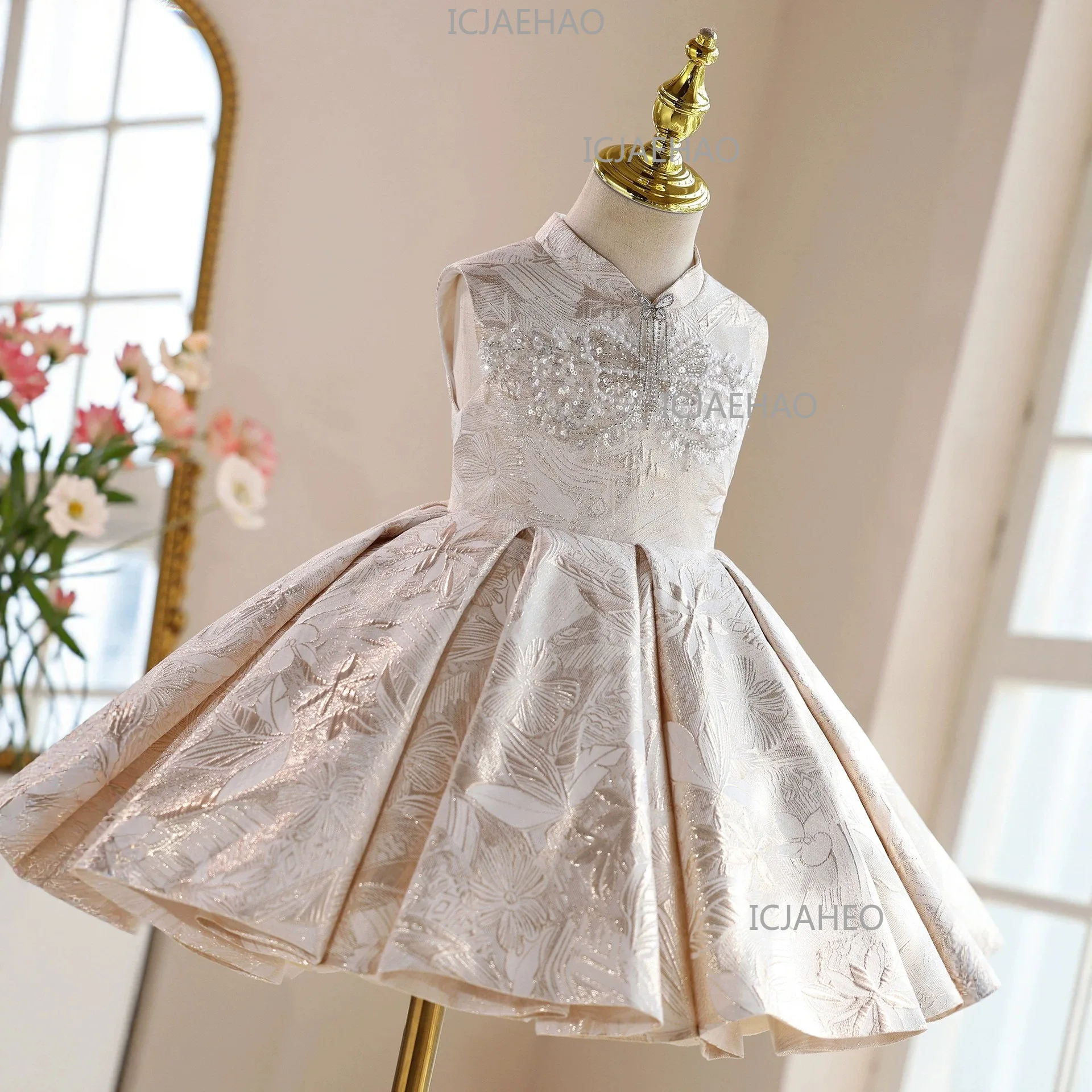 2026 SleevelessBaby Girl 1st Birthday Banquet Gown Flower Girl Princess Dress Kids Host New Dress  Performance Children Costume - view 4