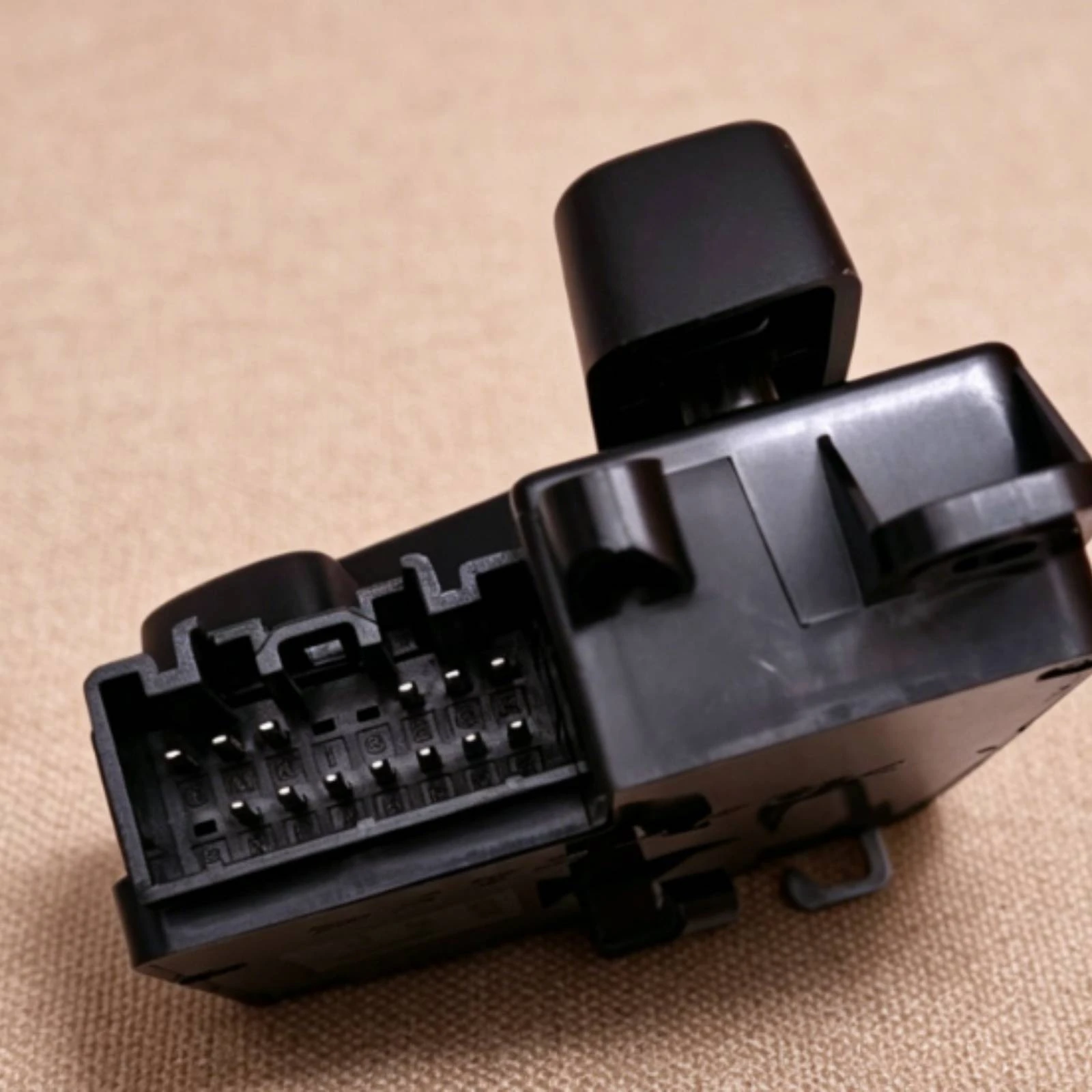 

Driver Seat Switch ABS+PC Left Front Seat Switch Vehicle Accessory Screw Holes Black