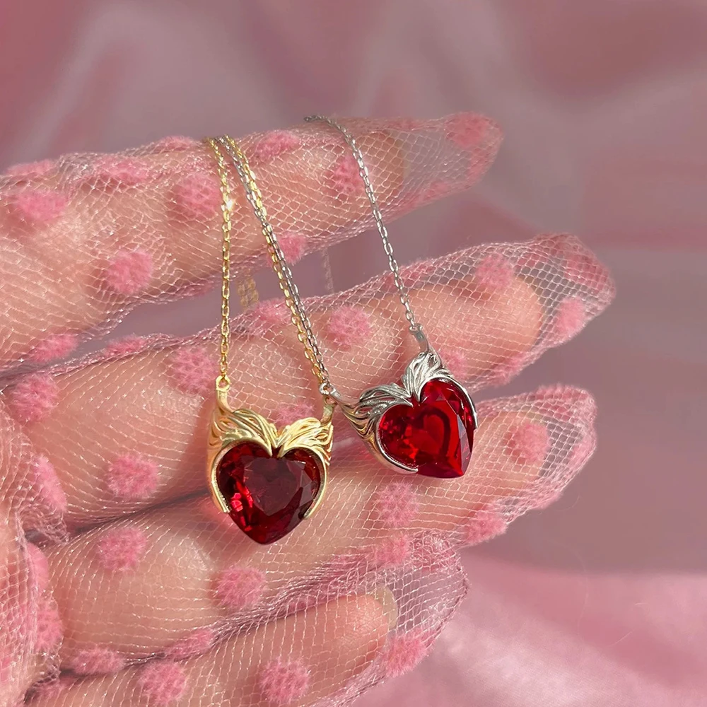 INS Trendy 18k Gold Plated Stainless Steel Vintage Cubic Zirconia Red Heart Pendant Necklace for Women Waterproof Collar