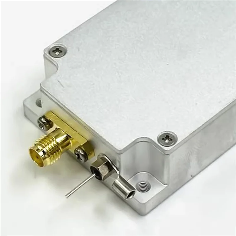 

B03B-750Mhz RF Power Amplifier 750±35Mhz 15W Power Module 40Db Gain For GNSS Receiver WIFI Drone Satellite Signal Radio