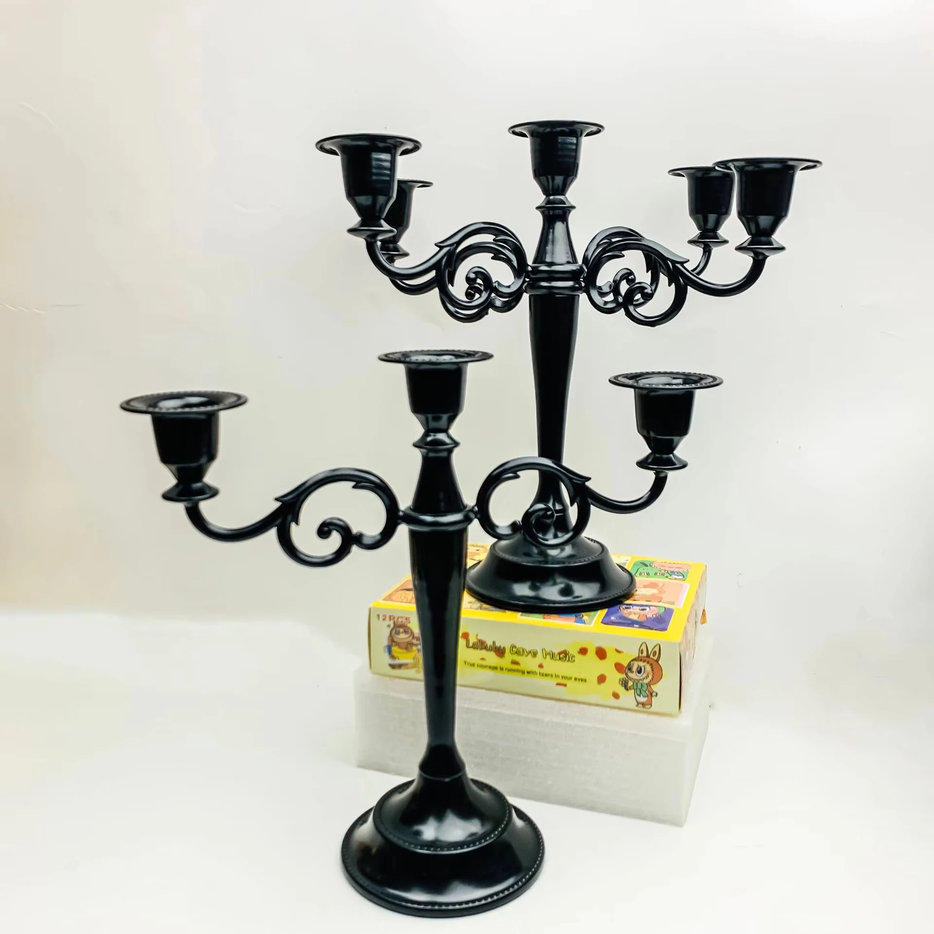 3 Arms Candle Holder Silver Gold Black Bronze Metal Candle Holder Retro Dinner Hotel Home Decor Romantic Retro Candlestick
