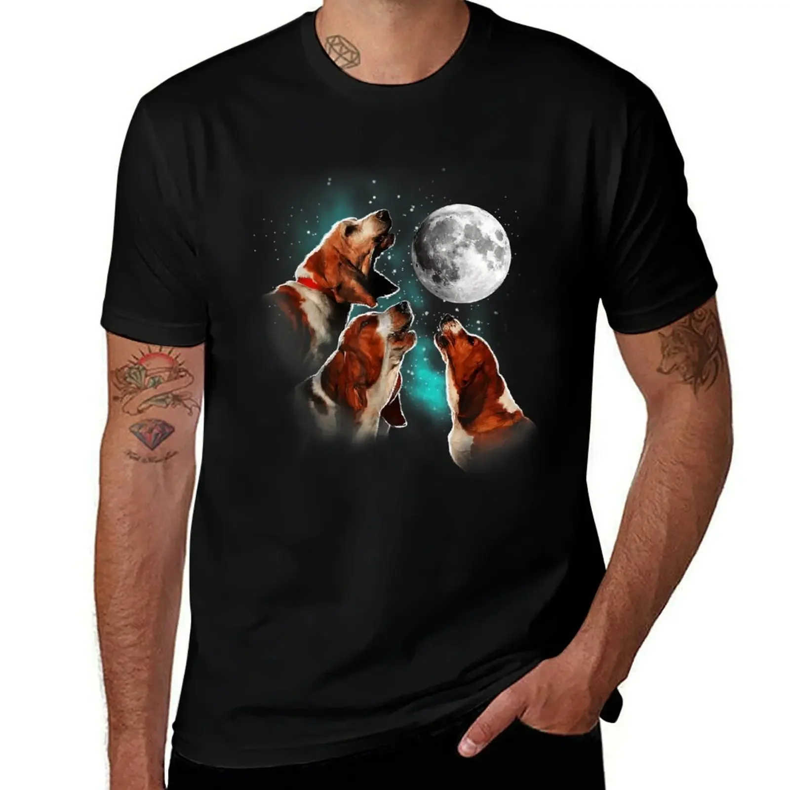 Basset Hound, Basset Hound Howling At The Moon T-Shirt shirts graphic oversize t-shirts man Luxury man mens cotton t shirts