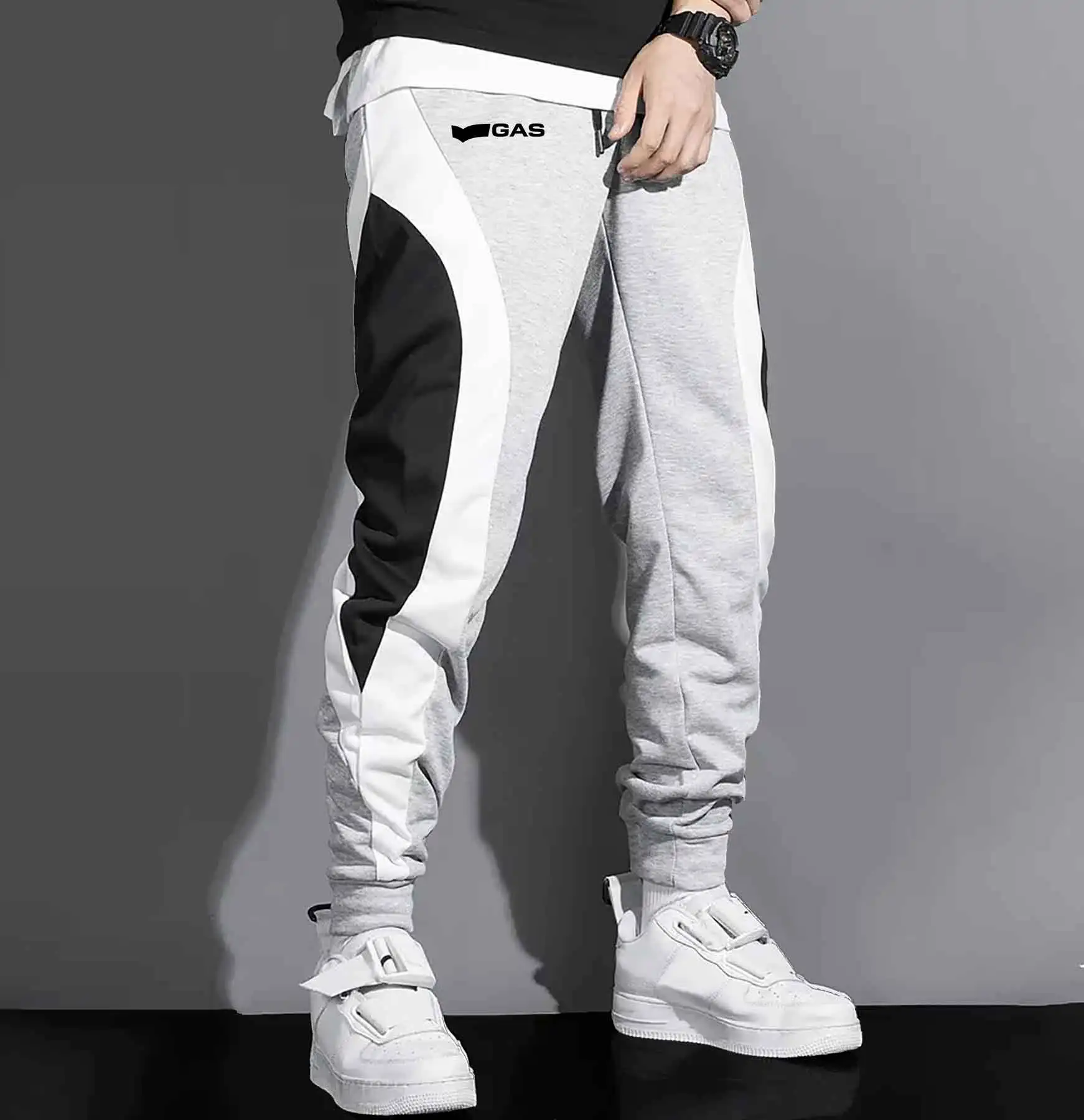 

Новое поступление весны и осени 2026, свободная повседневная спортивная одежда, брюки длиной до щиколотки с цветными блоками для мужчин