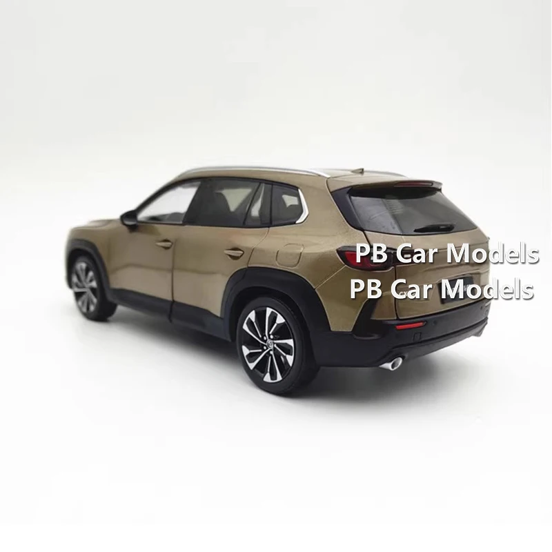 1: Collection of 18 domestic original CX-50 alloy car models, SUV models, gifts, and ornaments