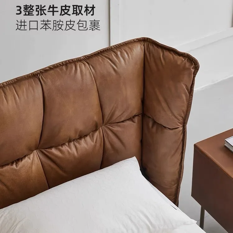 سرير جلدي، سرير زفاف بسيط وحديث، غرفة نوم رئيسية، سرير مزدوج إيطالي بسيط