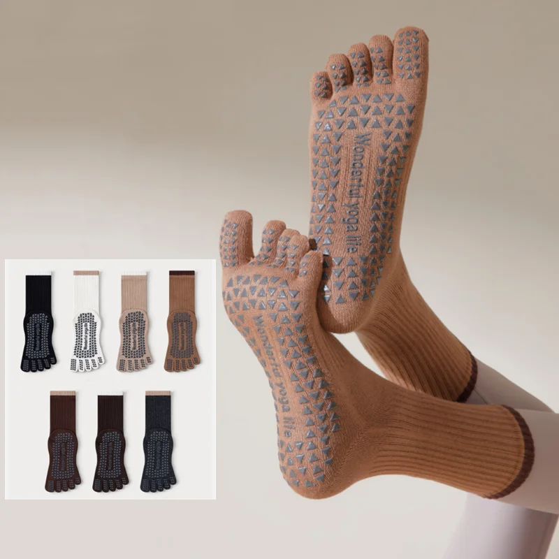 

Полосатые носки для йоги с пятью пальцами, женские нескользящие профессиональные носки для пилатеса с силиконовой ручкой для тренировок в помещении и танцев