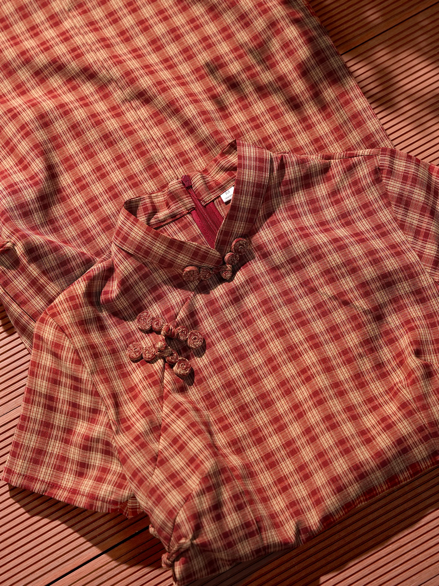 

Красное клетчатое платье в новом китайском стиле, повседневное, красивое, с вырезом на талии, новинка 2026 года, для выпускных экзаменов в старшей школе