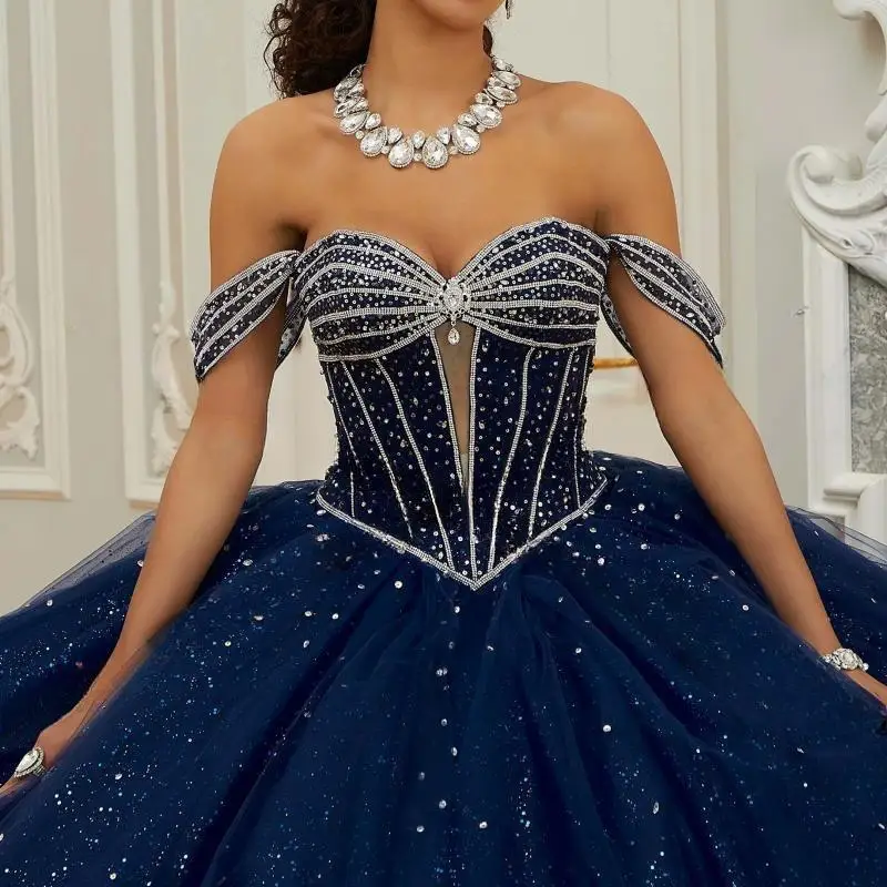Dostosowana luksusowa błyszcząca czerwona sukienka na quinceanerę z dekoltem w kształcie litery V, kokarda z kryształkami, Vestidos de 15 Quinceanera ﻿