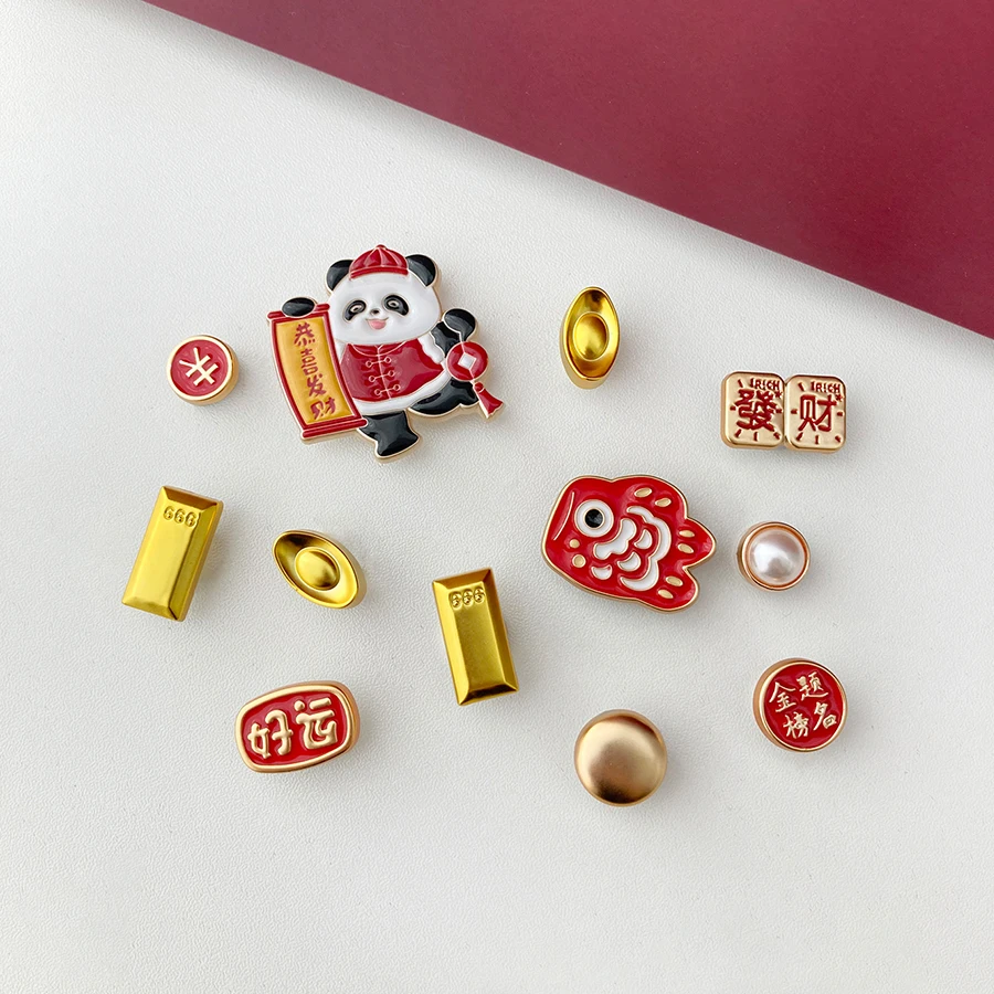 

12pcs Lucky Red Panda Gold Shape Charms Detachable Shoe Decorations Suitable For Crocs Clogs Bogg Bag Party Gift Idea
