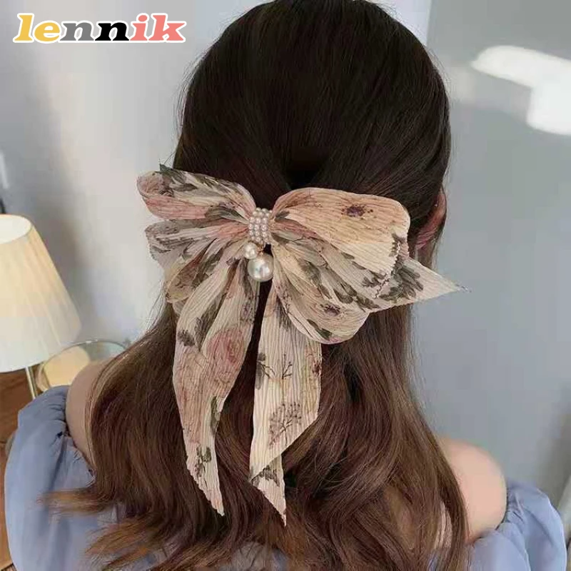 LENNIK Accessorio per capelli da ragazza elegante, clip di perle con fiocco floreale arricciato, nuova clip superiore primaverile Ins, gioielli di moda temperamento