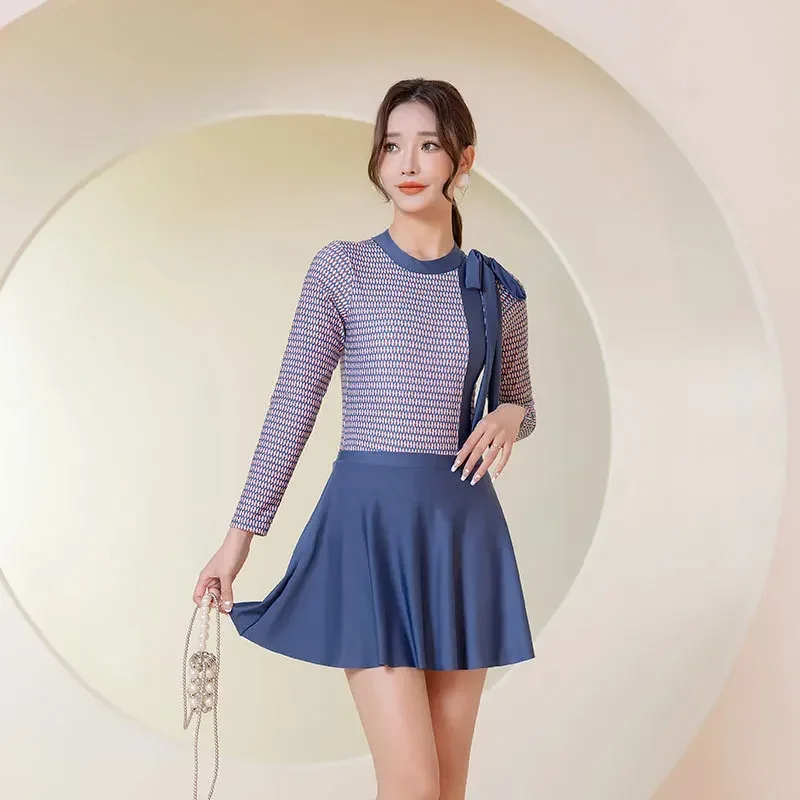 Konservativer Dreieck-Langarm-Bikini für Damen, Sommer, heißer Verkauf der Saison, schlankmachende Überwurf-Badebekleidung, Rock-Stil, M