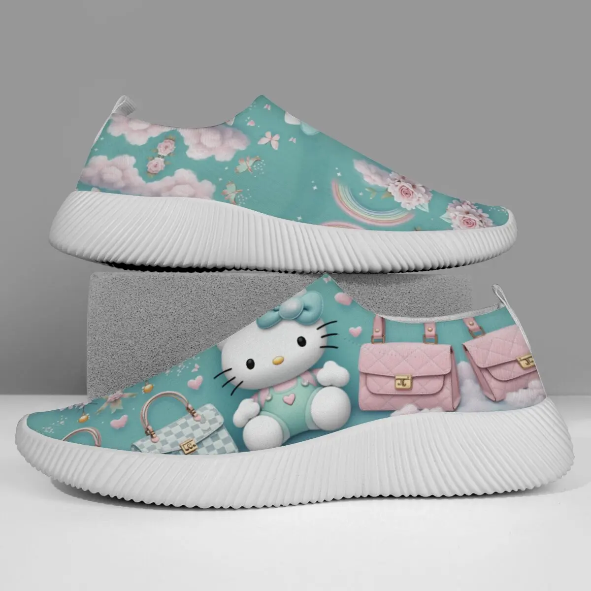 

Кроссовки Hello Kitty, милые туфли на плоской подошве с низким вырезом в стиле ретро, студенческая модная повседневная обувь в полоску с цветными блоками