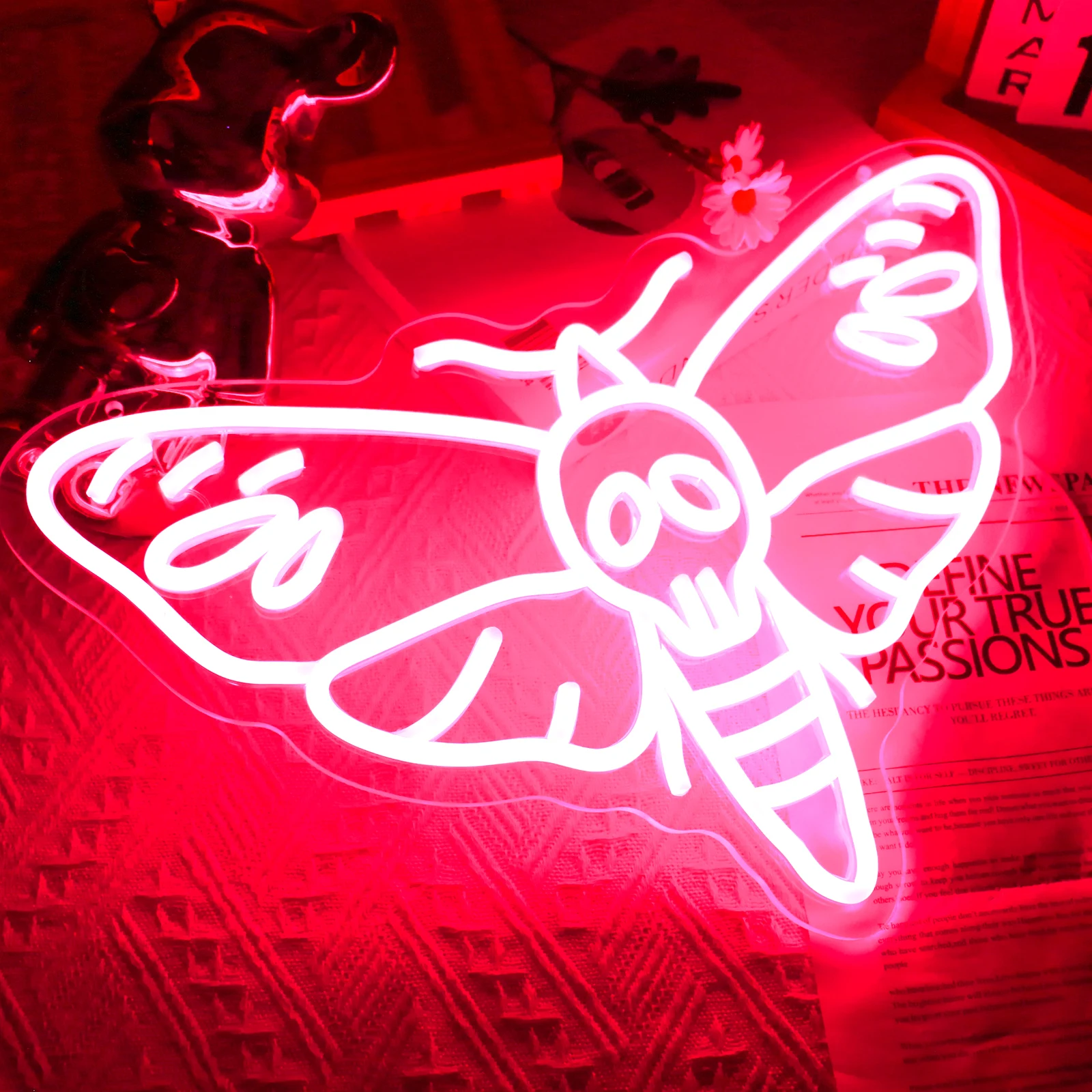 Imagem -05 - Uponray-death Head Moth Neon Signs Crânio Led Borboleta para Decoração de Parede Regulável e Alimentado por Usb Insect Neon Único