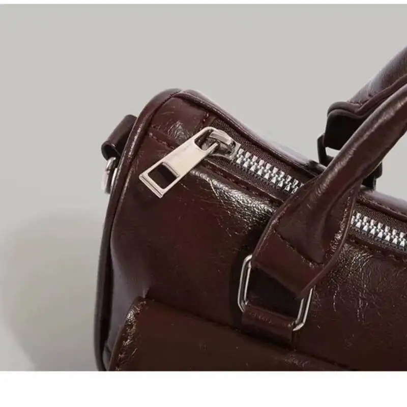 Bloom Retro Handle Coffee Bowling For Women Pu Leather Pocket Y2k Ladies Vintage Messenger Bag Designer Bags