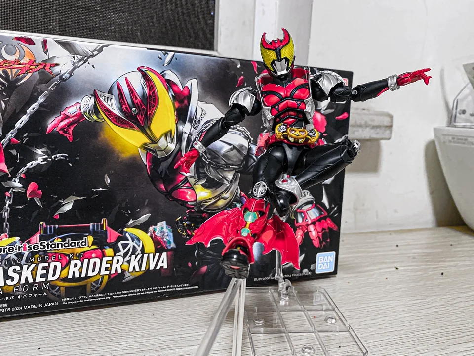 

Bandai FRS Kamen Rider Hero Series Model Kit Встроенная и подвижная Коллекционная фигурка для подарков Kabuto Decade Zi-O W Kuuga и многого другого