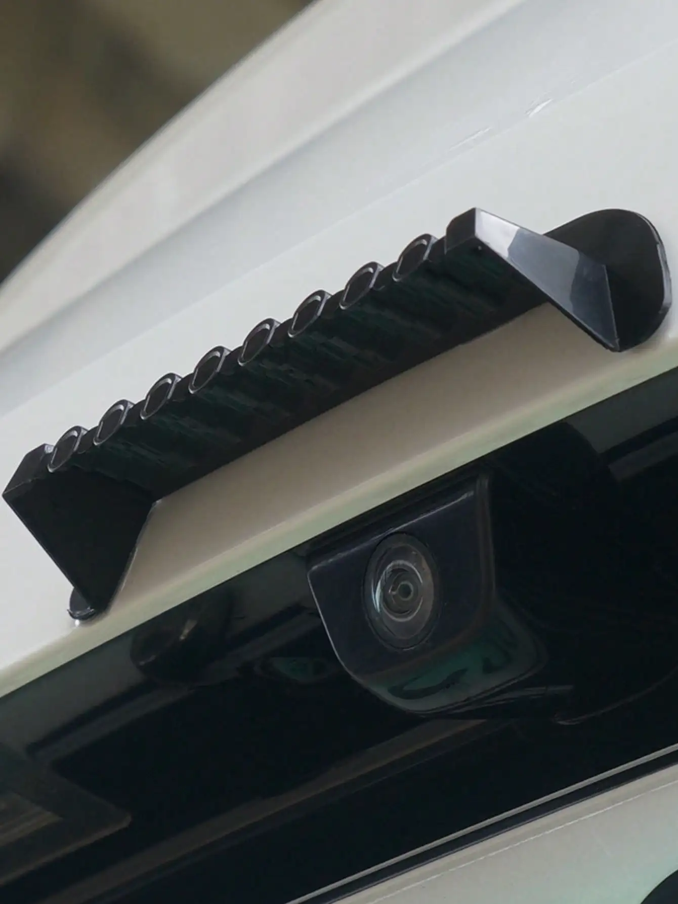 ฝาครอบกันฝนสำหรับกล้องมองหลังรถยนต์อเนกประสงค์ - แผ่นป้องกันกันน้ำซิลิโคนเหลว ดีไซน์โปร่งใสและไม่มีคราบตกค้าง