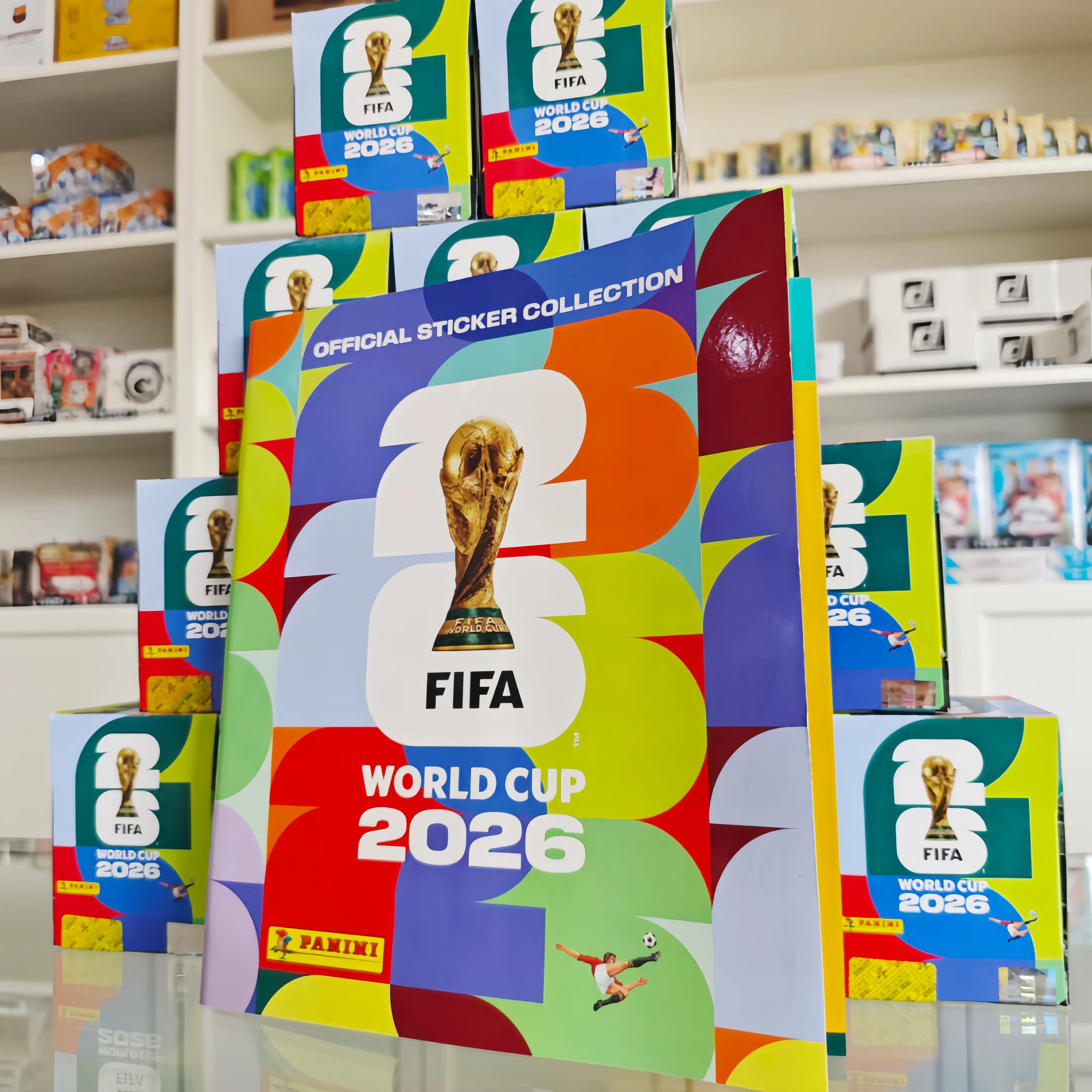 Nuevo Mundial de la FIFA Panini 2026 ™   La colección oficial de pegatinas ya está aquí. Caja de 50 paquetes de juguetes sorpresa originales.