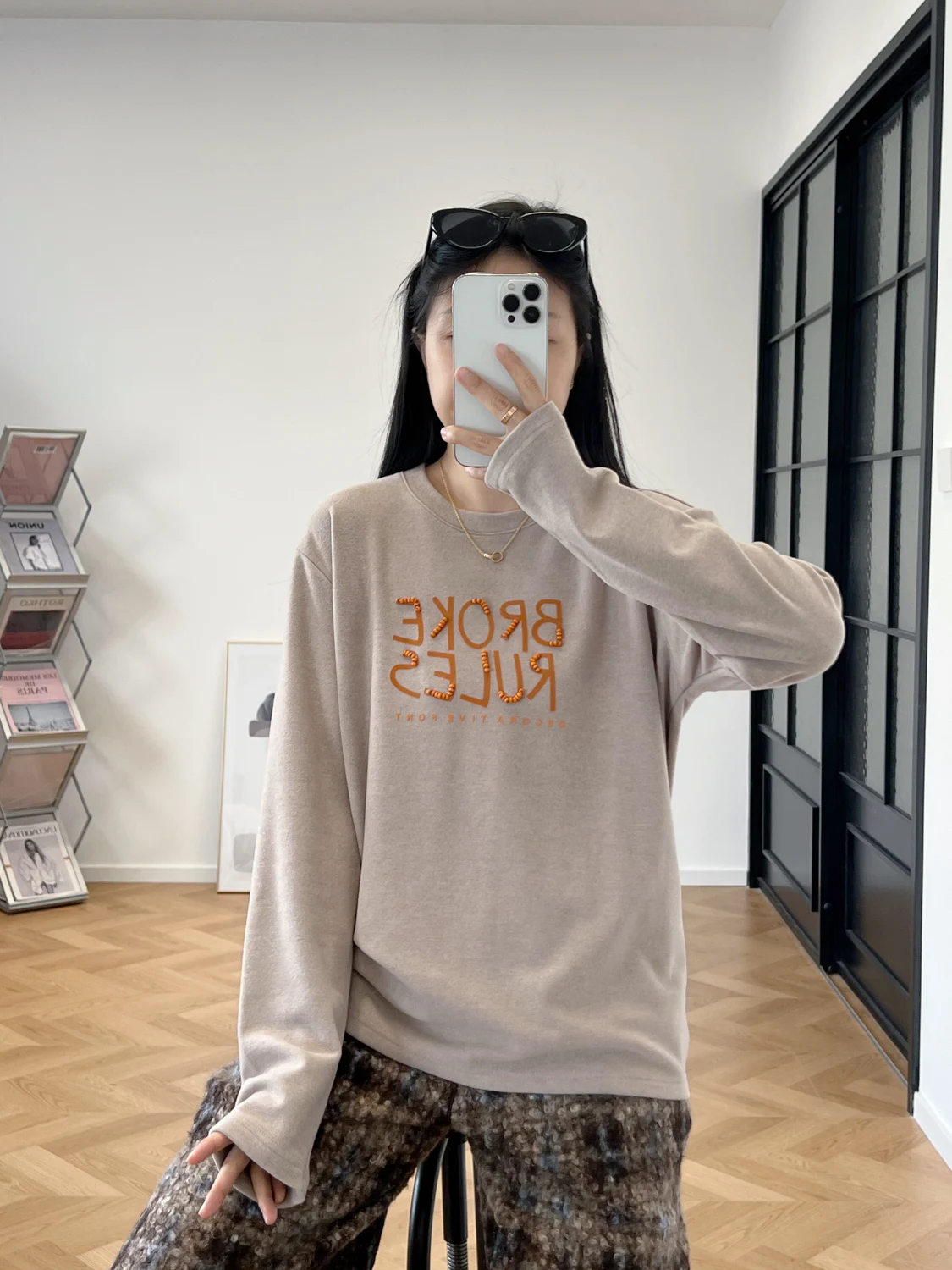 

Женская зимняя футболка Oaeal с двусторонней вышивкой, свободного кроя, с круглым вырезом, повседневная, удобная, базовая