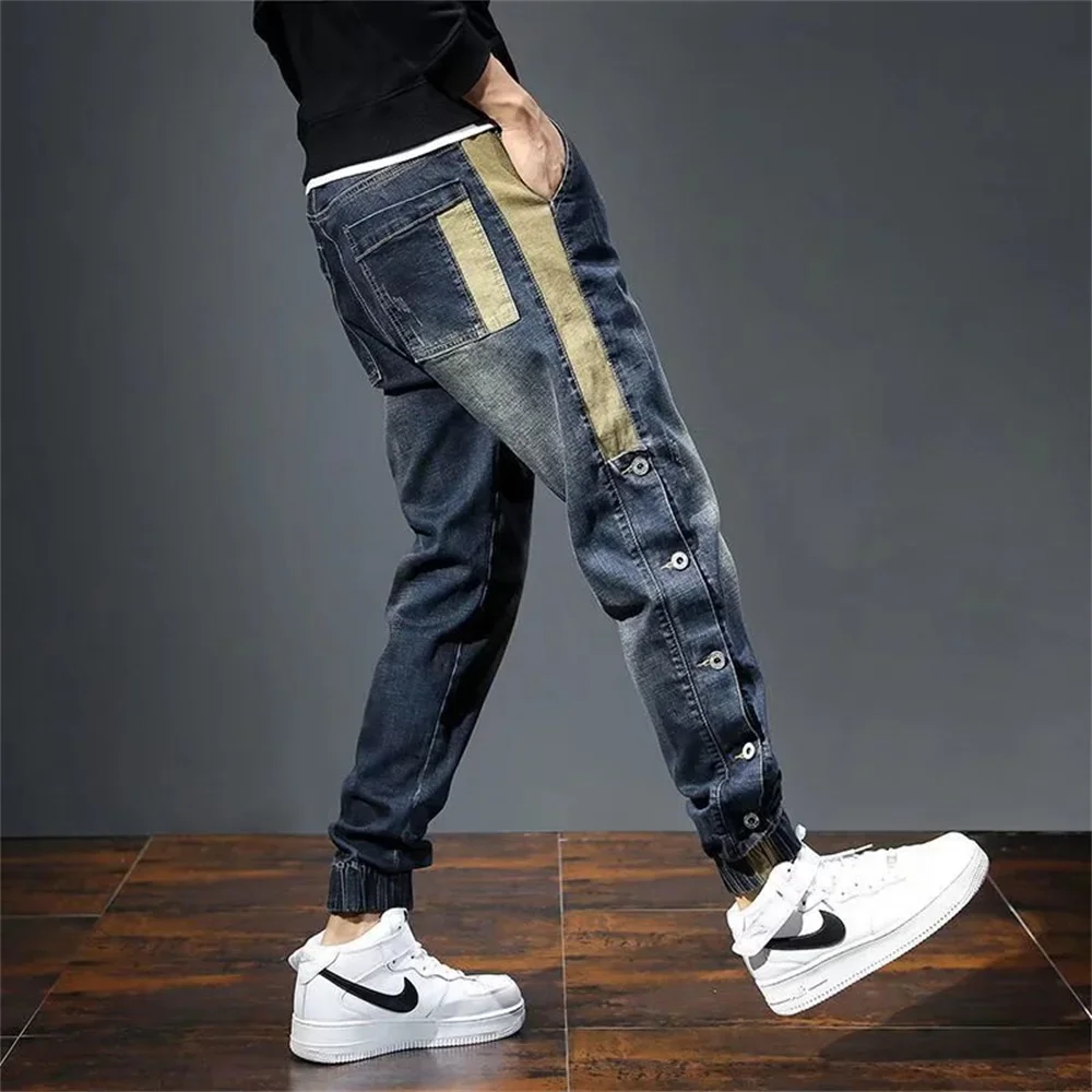 Pantaloni in Denim moda nuovo arrivo stile coreano Streetwear Stretch comodi Jeans Slim Fit solidi pantaloni Casual classici da uomo