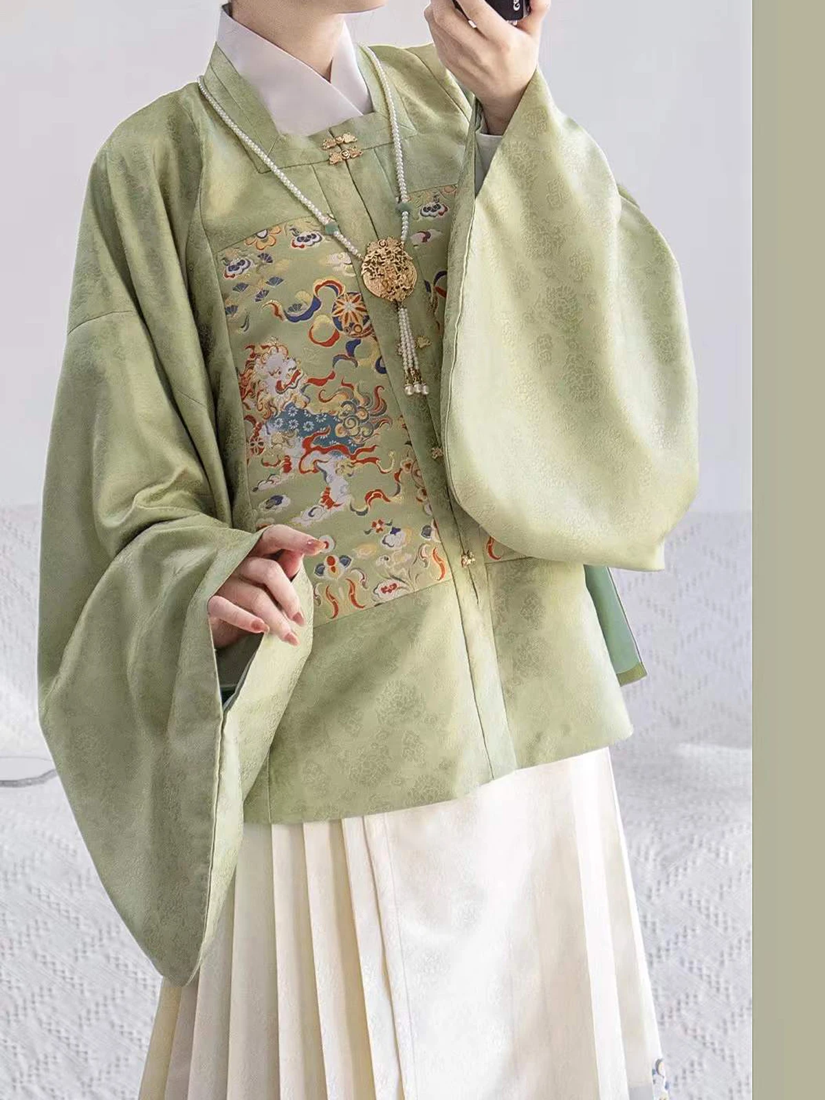 Tang Chun San Yue Original Hanfu Square Collar Patchwork Short Jacket Imitation Makeup Damask Horse Face Skirt Ming Dynasty