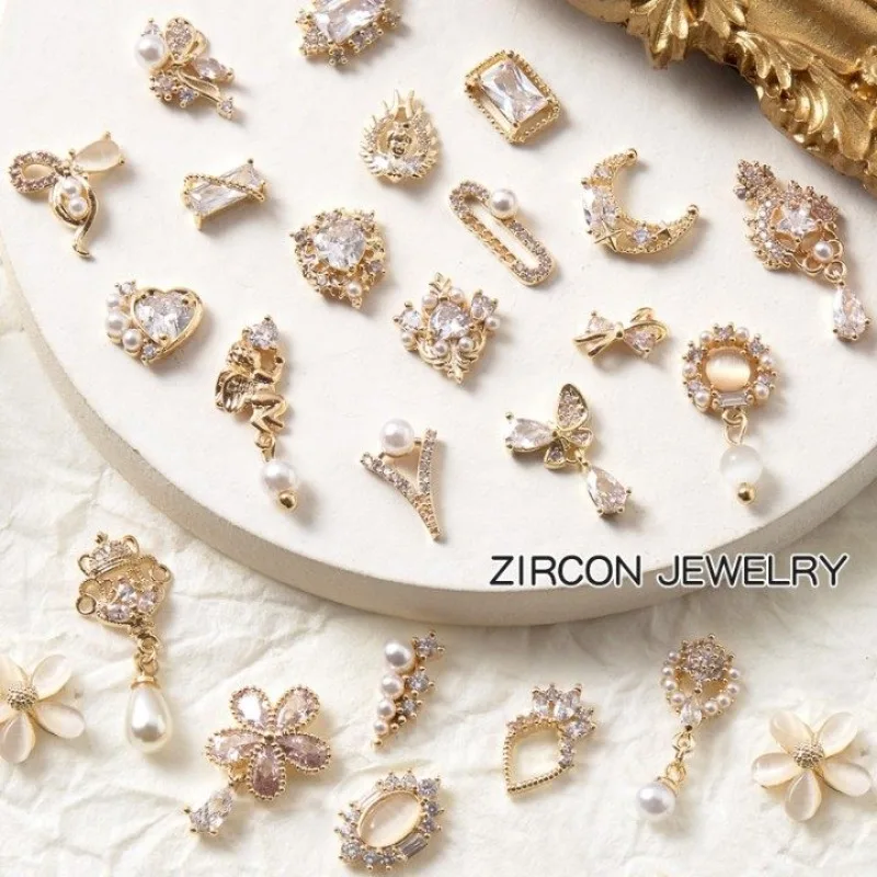 Nagelkunst-Schmuck mit Strass & Zirkonia, Perlenanhänger, Knoten-, Blumen- & Herzdesigns, Trendiges Influencer-Style Nagelzubehör