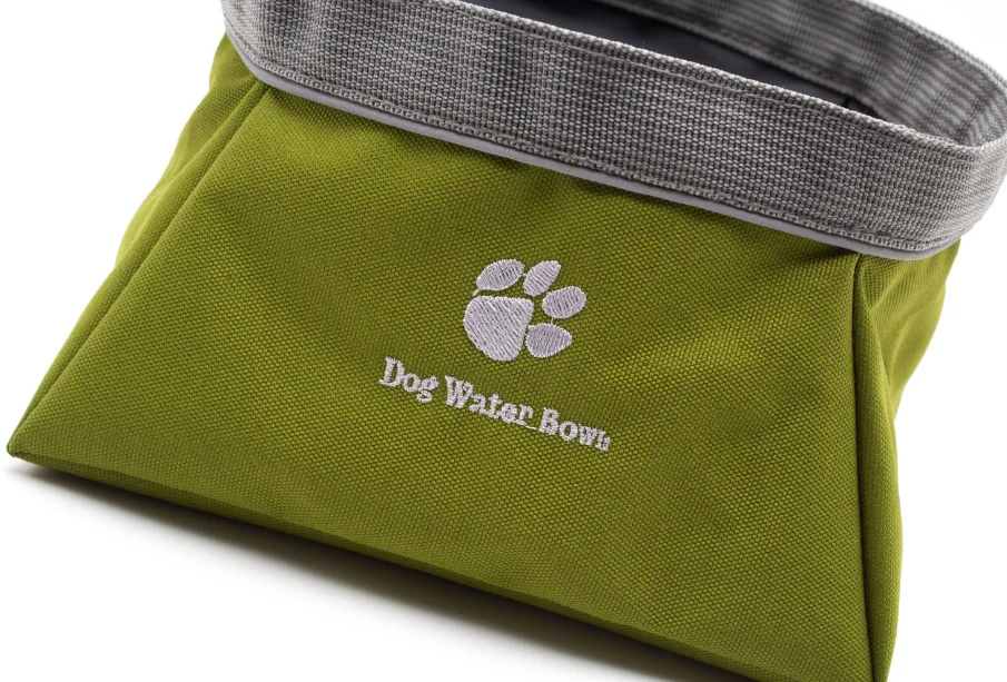 

2 In 1 Pet Green Foldable Dog Cat Feeder Food Water Travel For Outdoor Use Portable Pets Feeding Bowl Dog Bowl
